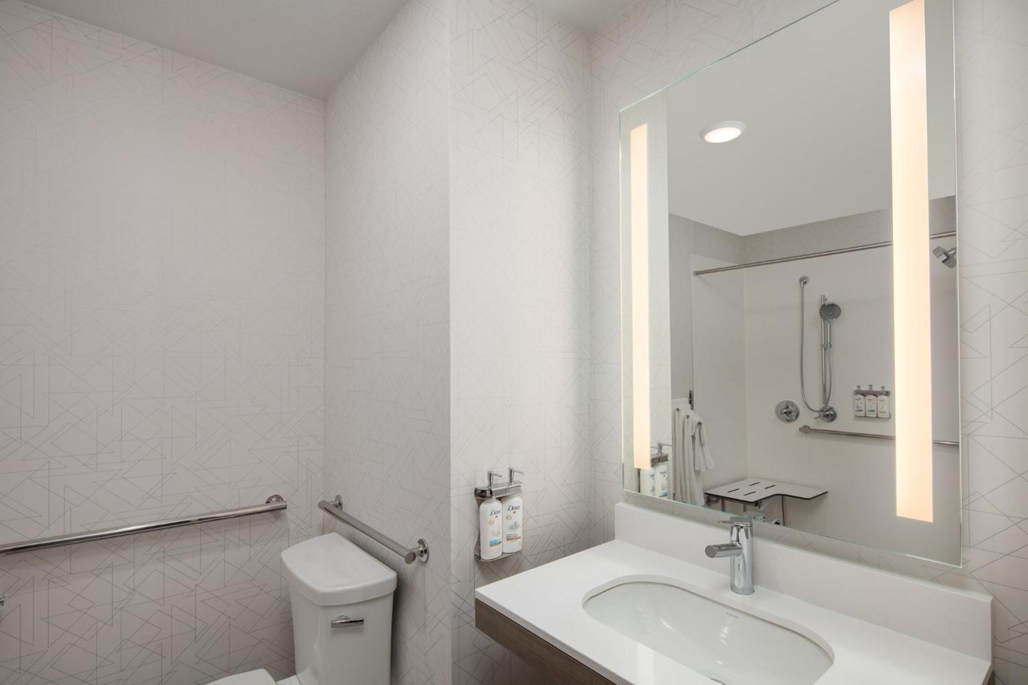 Holiday Inn Express Bothell By Ihg Exterior foto